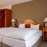 Отель Ettrich & Elbresort Курорт-Ратен
