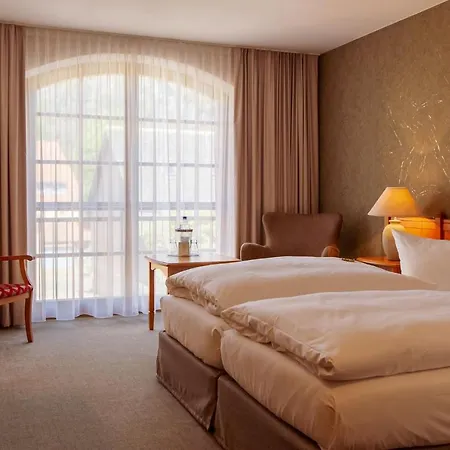 Ettrich & Elbresort 3*