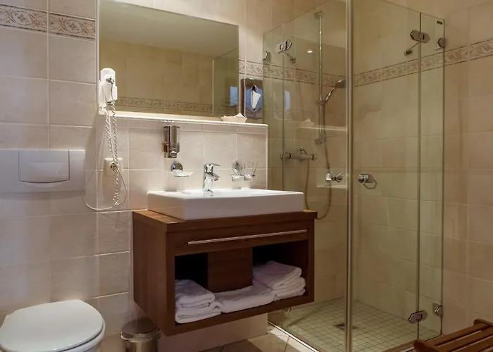 Ettrich & Elbresort 3*